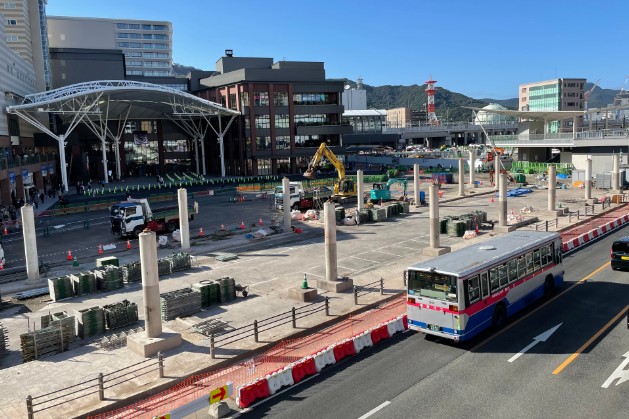 長崎駅前